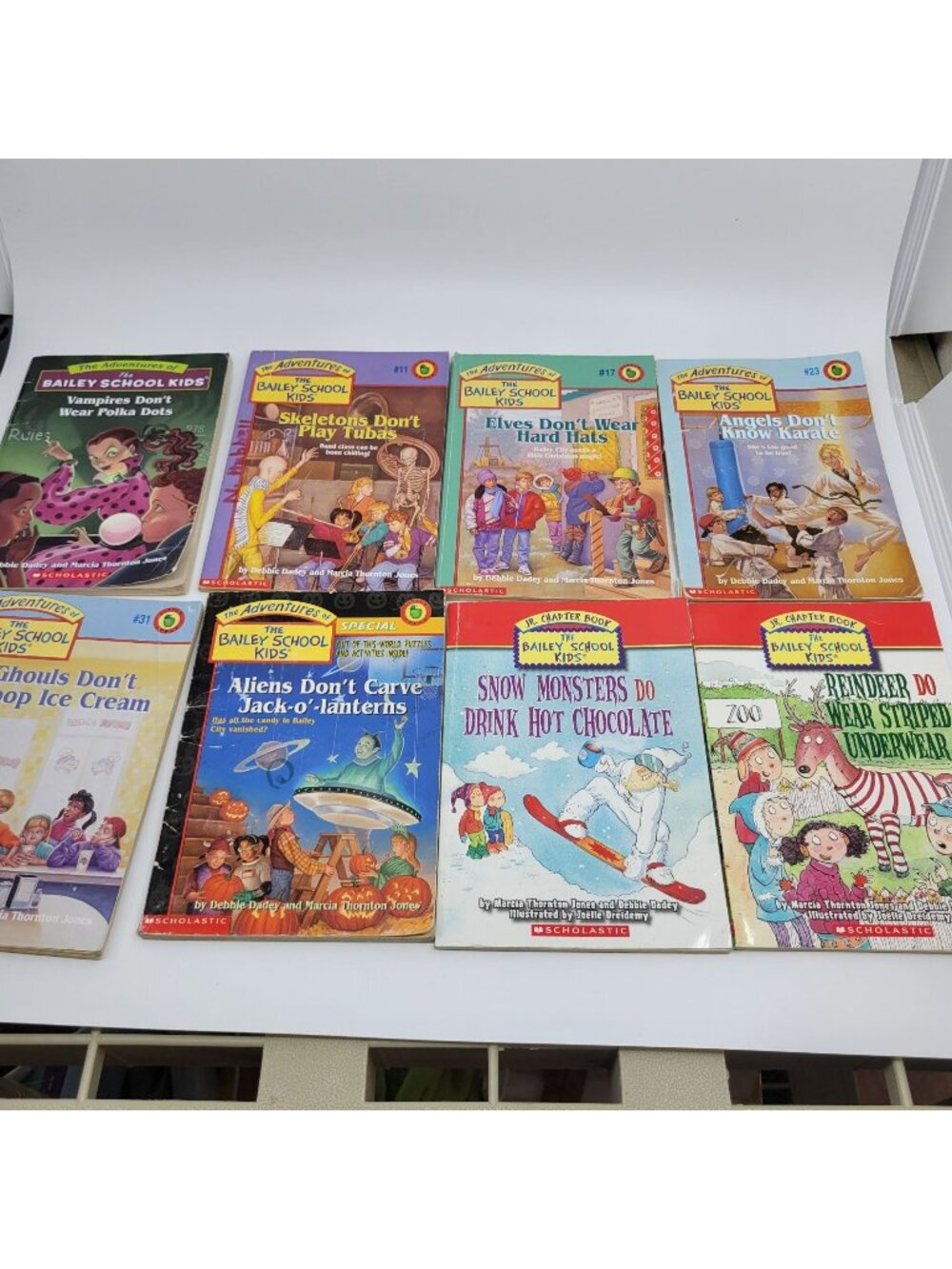 The Bailey School Kids Series Lot of 8 Chapter Books - CB037